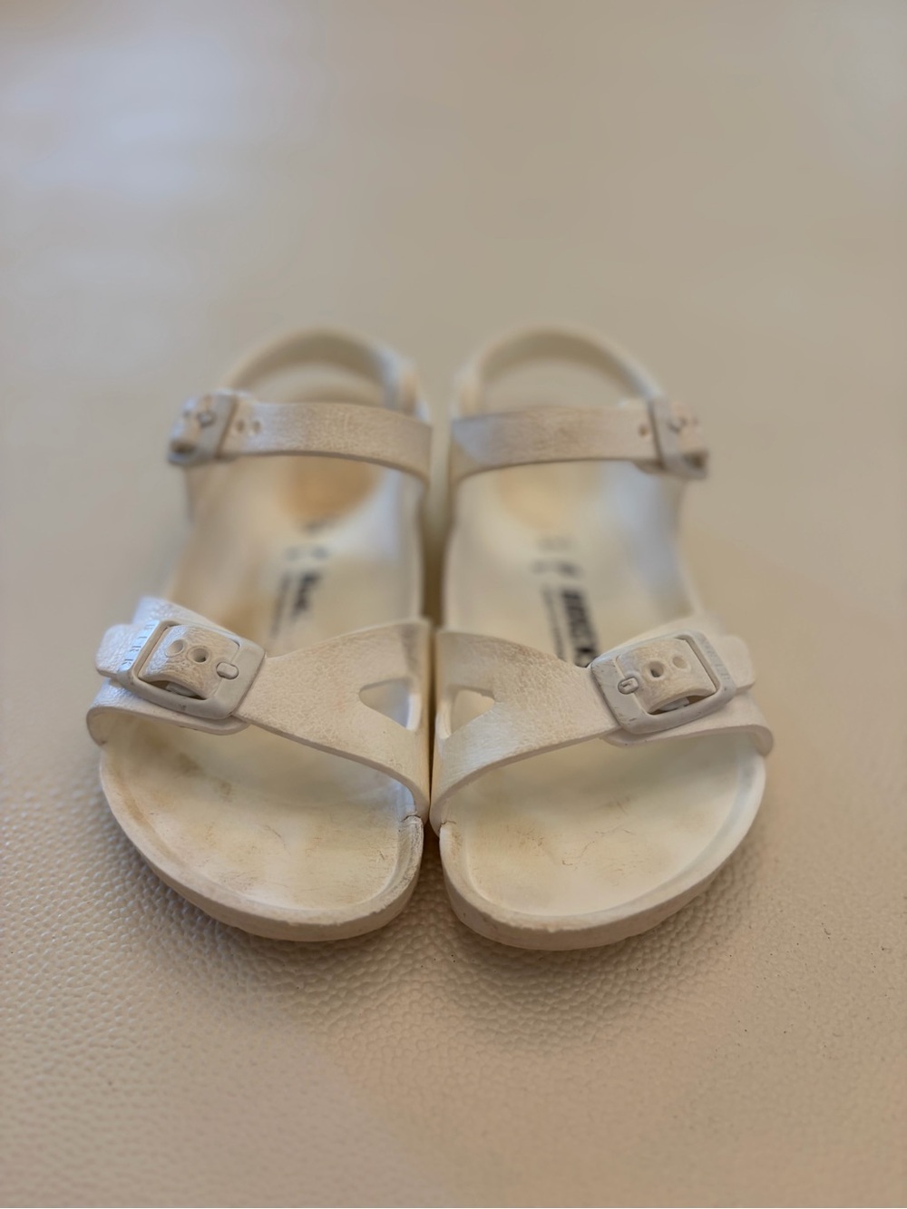 Birkenstock Kids White Adjustable Strap Sandals- size 27/ toddler 9